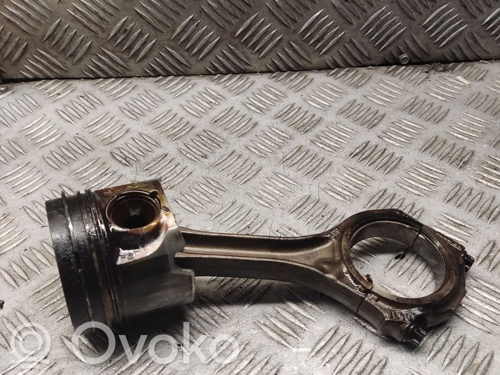 Audi A8 S8 D3 4E Piston with connecting rod 