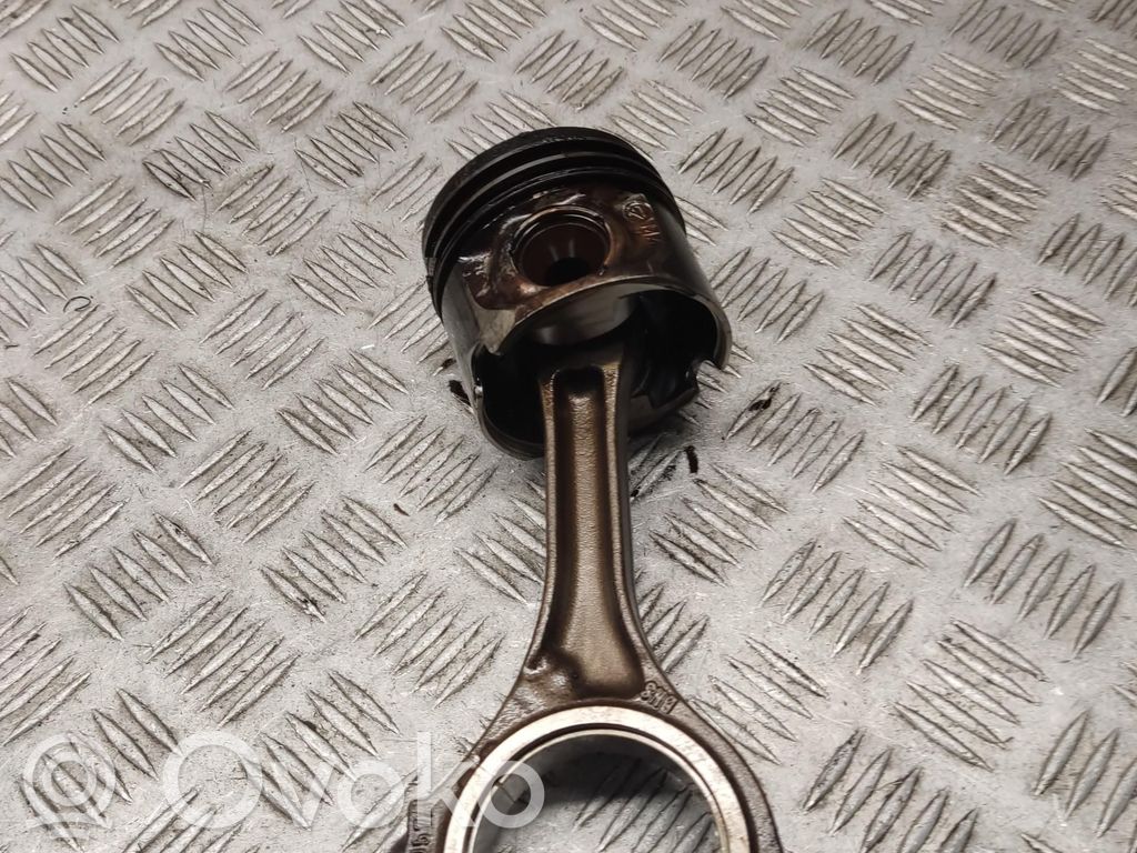 Audi A8 S8 D3 4E Piston with connecting rod 
