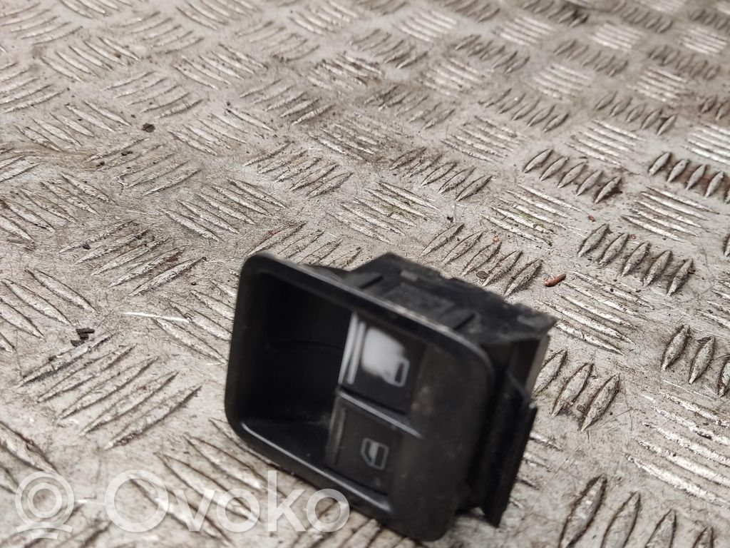 Electric window control switch   1K3959857C
