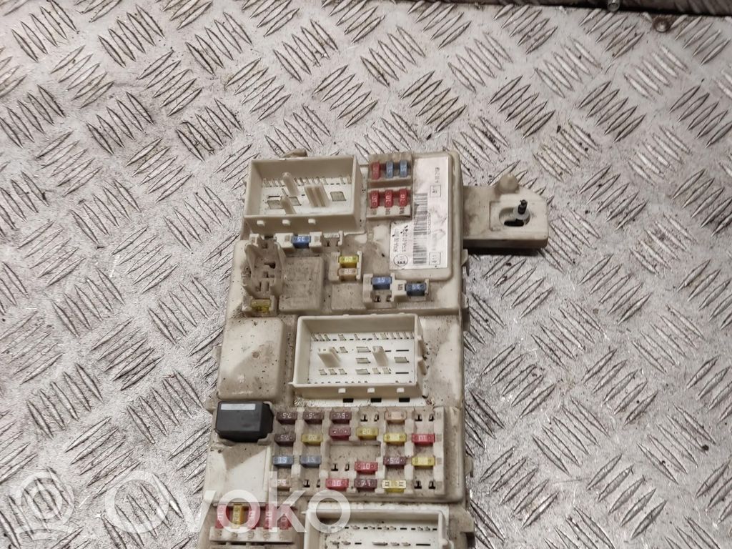 Ford Focus C-MAX Fuse module 