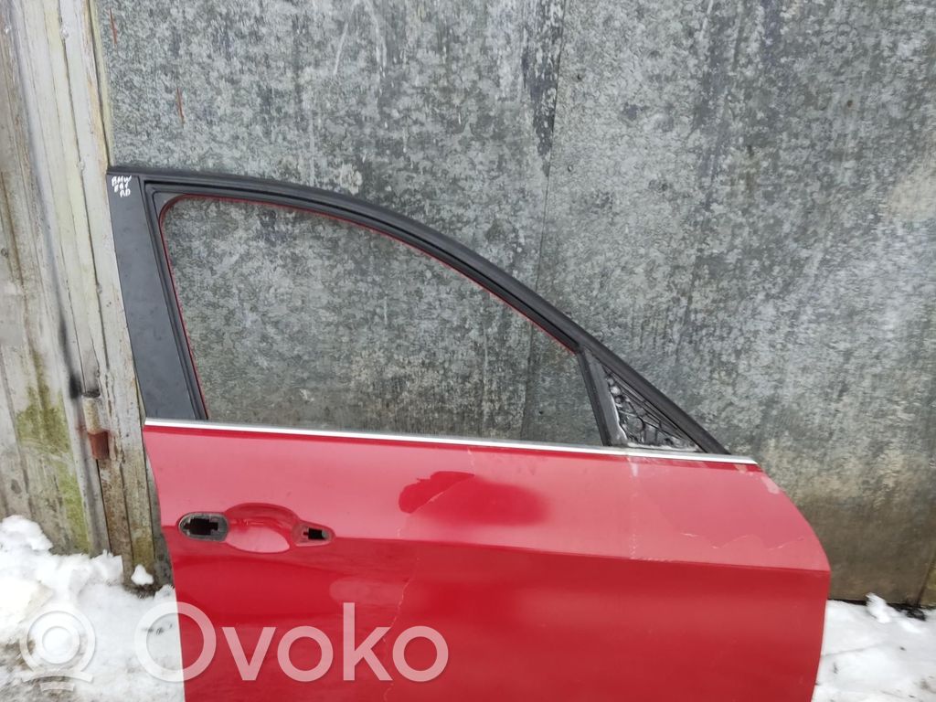 Priekinės durys