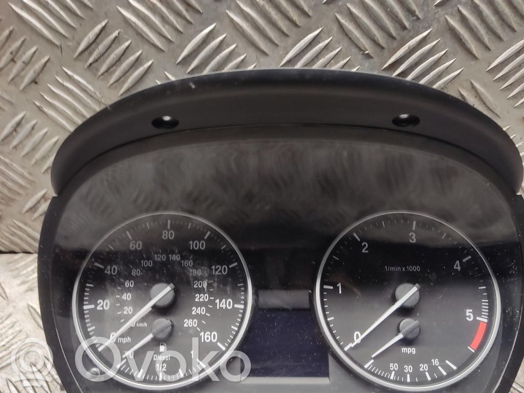 BMW 3 E90 E91 Spidometrs (instrumentu panelī) 