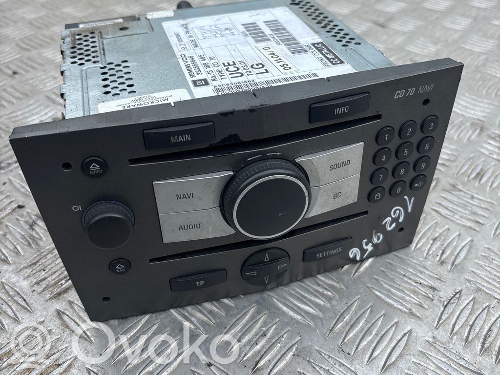 Opel Astra H Radio/CD/DVD/GPS head unit 