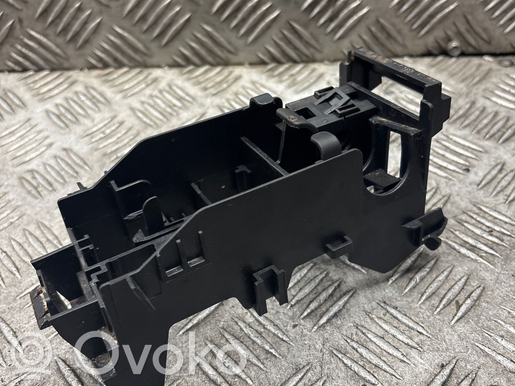 Audi A4 S4 B9 8W Otros repuestos del interior 