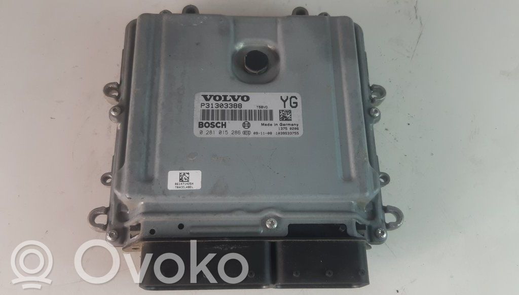 Unidad de control/módulo del motor   31303388,0281015286