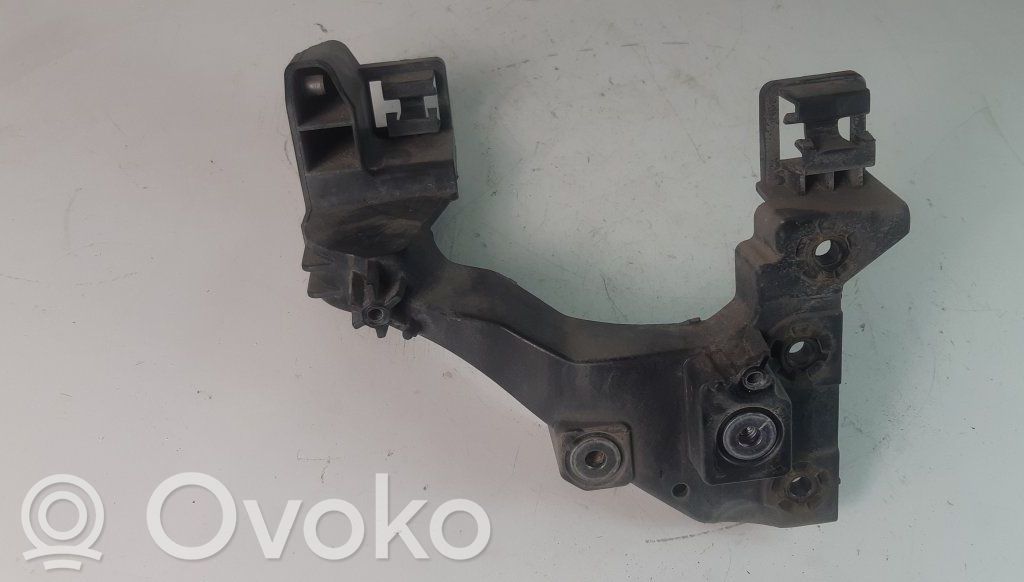 KIA Ceed Headlight/headlamp mounting bracket 