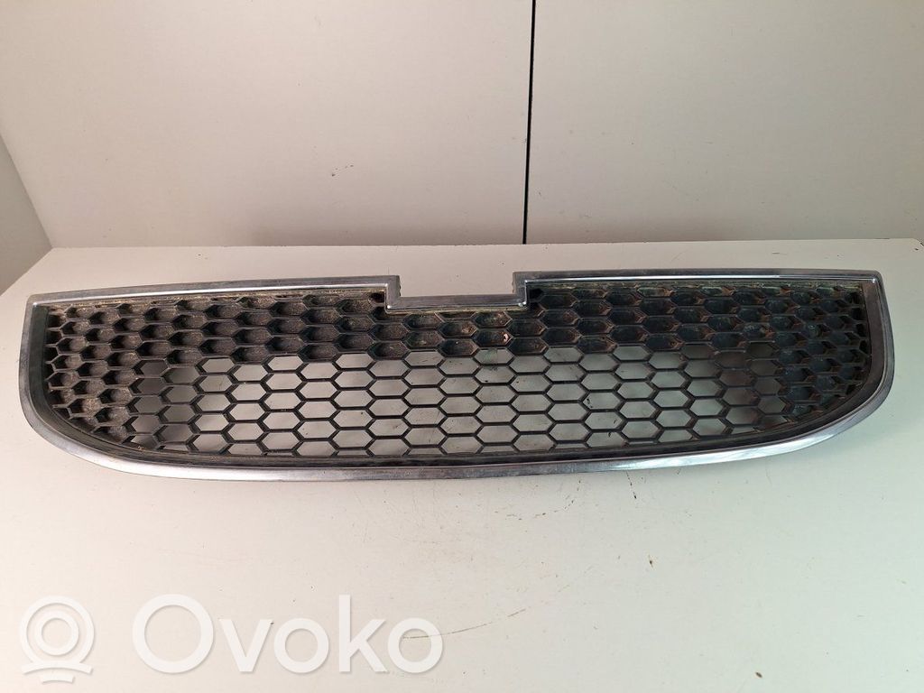 Chevrolet Orlando Etusäleikkö 
