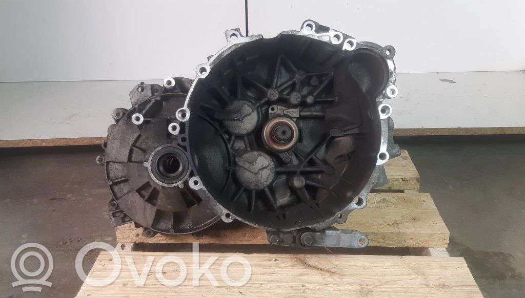 Volvo XC70 Scatola del cambio manuale a 5 velocità 