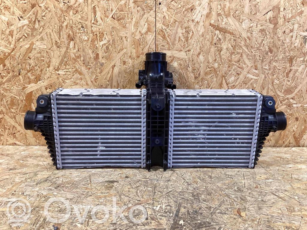 Porsche 911 992 Chłodnica powietrza doładowującego / Intercooler 