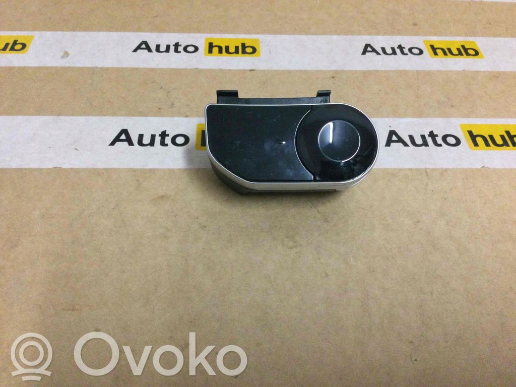 Land Rover Range Rover Velar Przełącznik / Przycisk kierownicy 