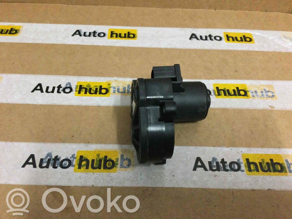 Land Rover Range Rover Evoque L551 Tylny zacisk hamulcowy 