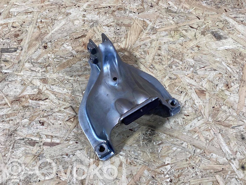 Porsche Macan (95B) Front shock absorber mounting bracket 