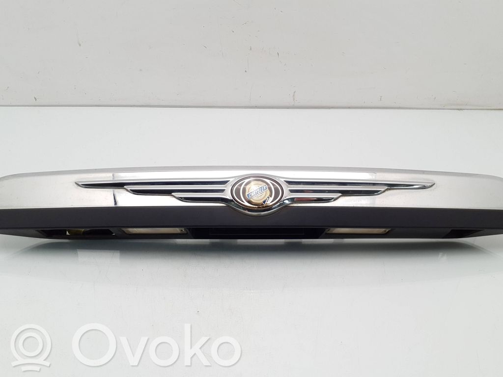 Chrysler Grand Voyager V Listwa oświetlenie tylnej tablicy rejestracyjnej 