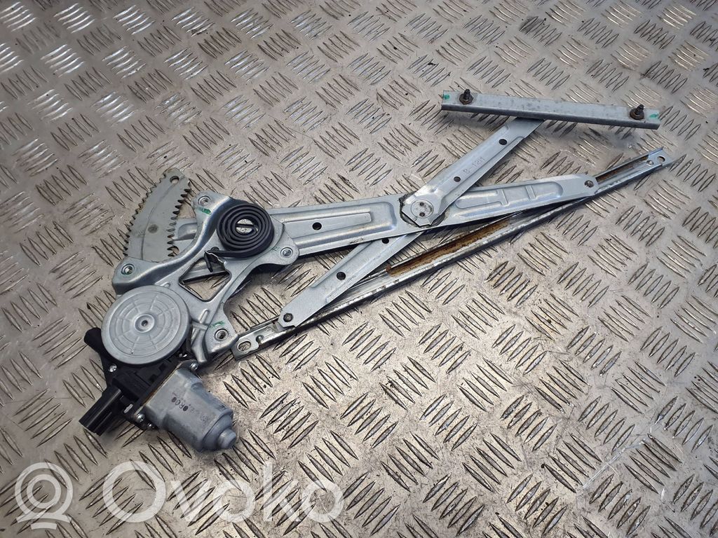 Honda CR-V Front door window regulator with motor 