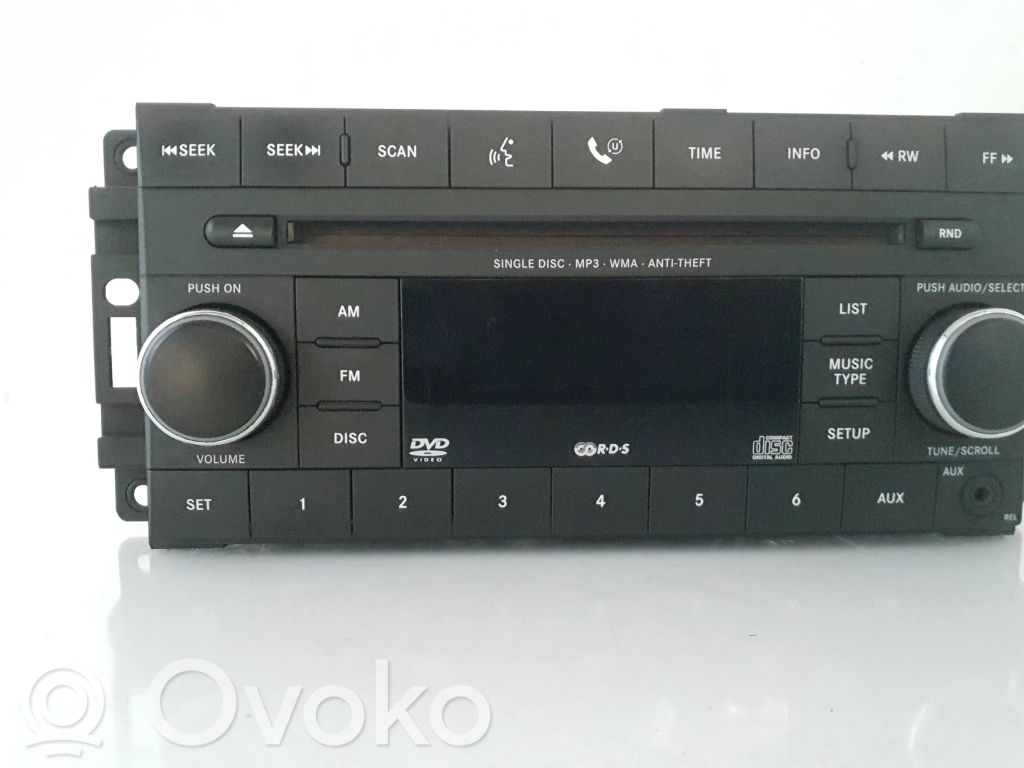 Dodge Nitro Unité principale radio / CD / DVD / GPS 