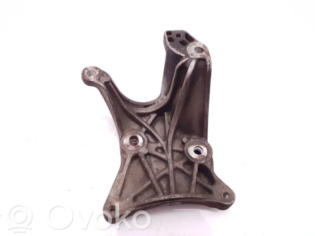 Dodge Nitro Engine mounting bracket 