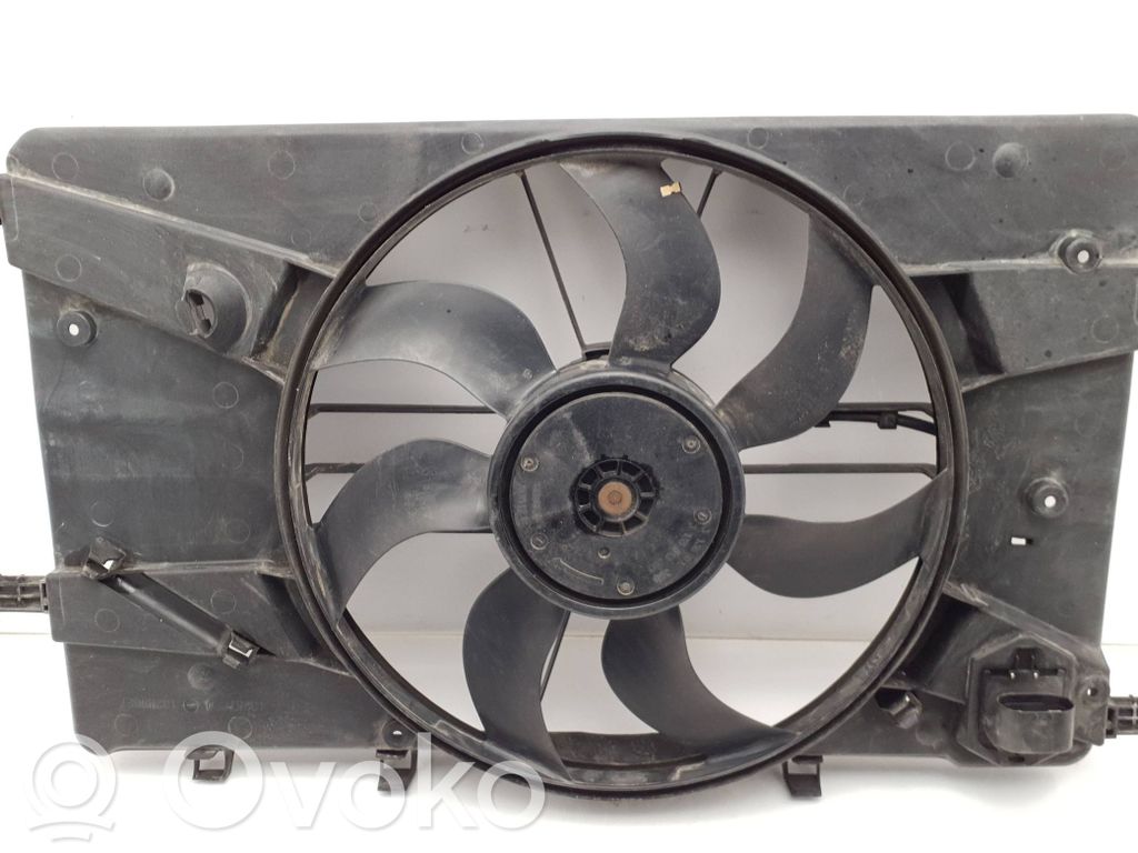 Opel Zafira C Elektryczny wentylator chłodnicy 