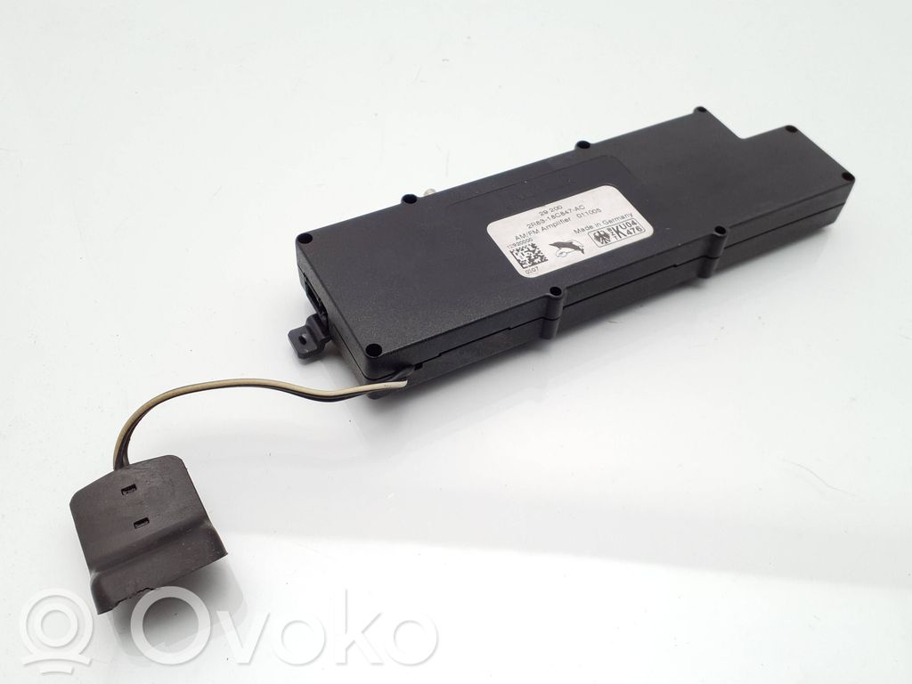 Jaguar S-Type Antenos stiprintuvas 