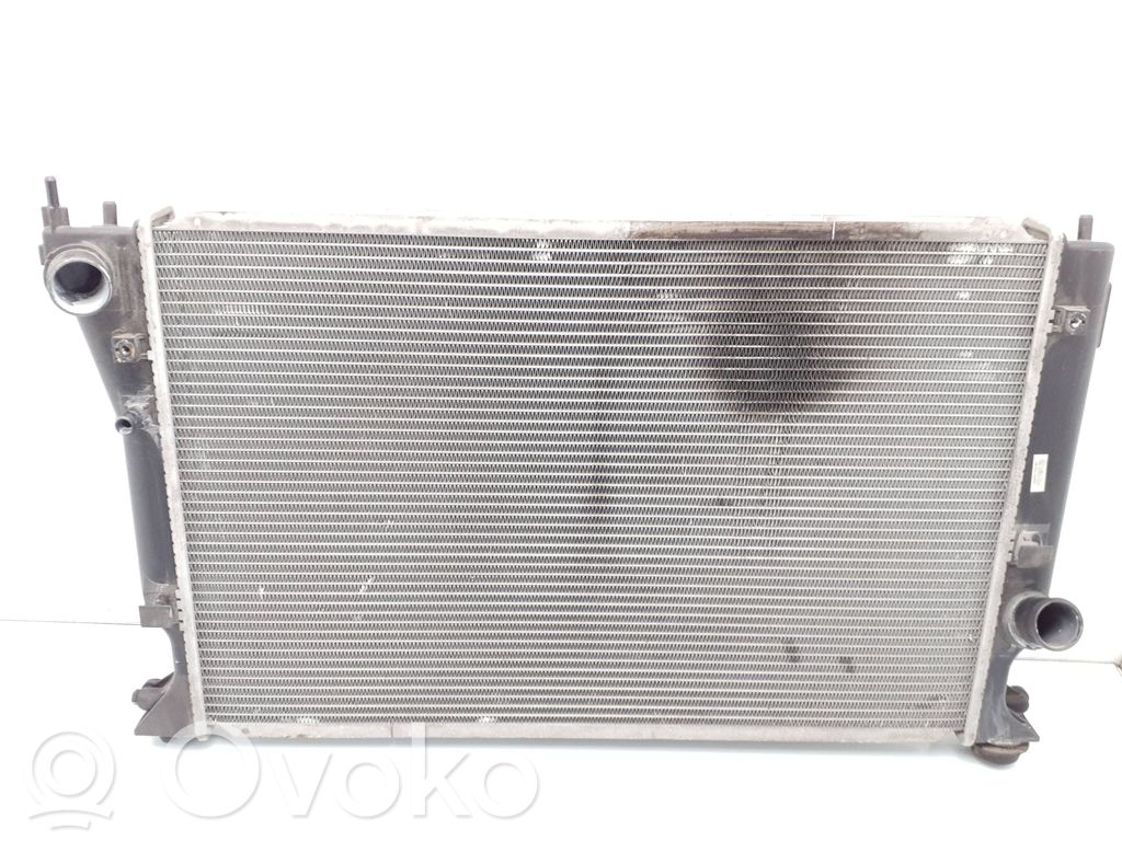Toyota Corolla Verso AR10 Radiator lichid răcire 