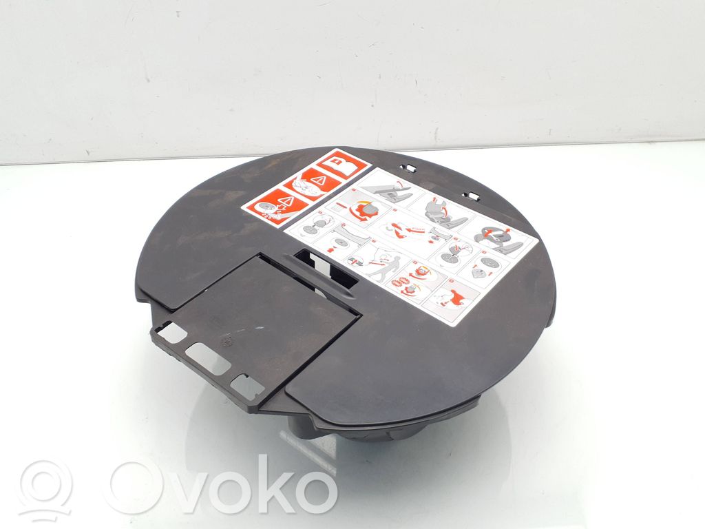 Renault Clio III Tool box 