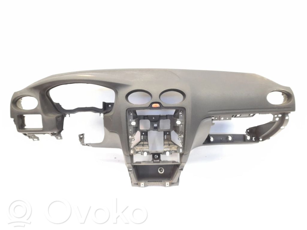 Ford Focus Dashboard 