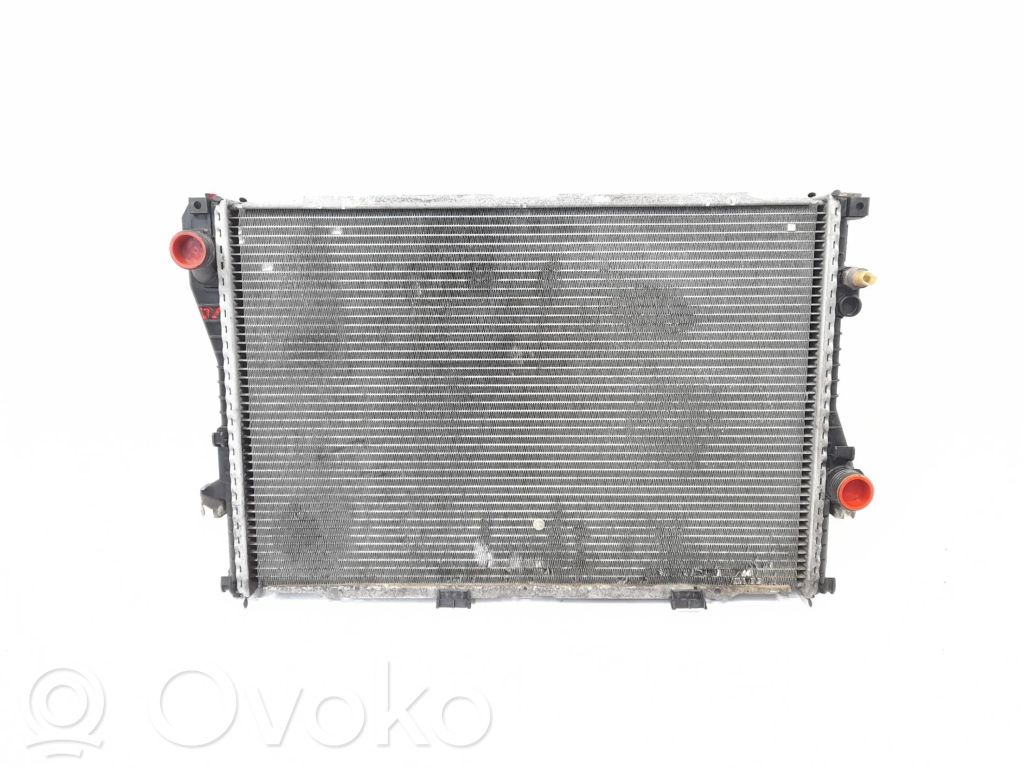 BMW 5 E39 Coolant radiator 