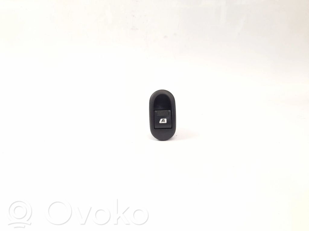 Electric window control switch   96401469XT