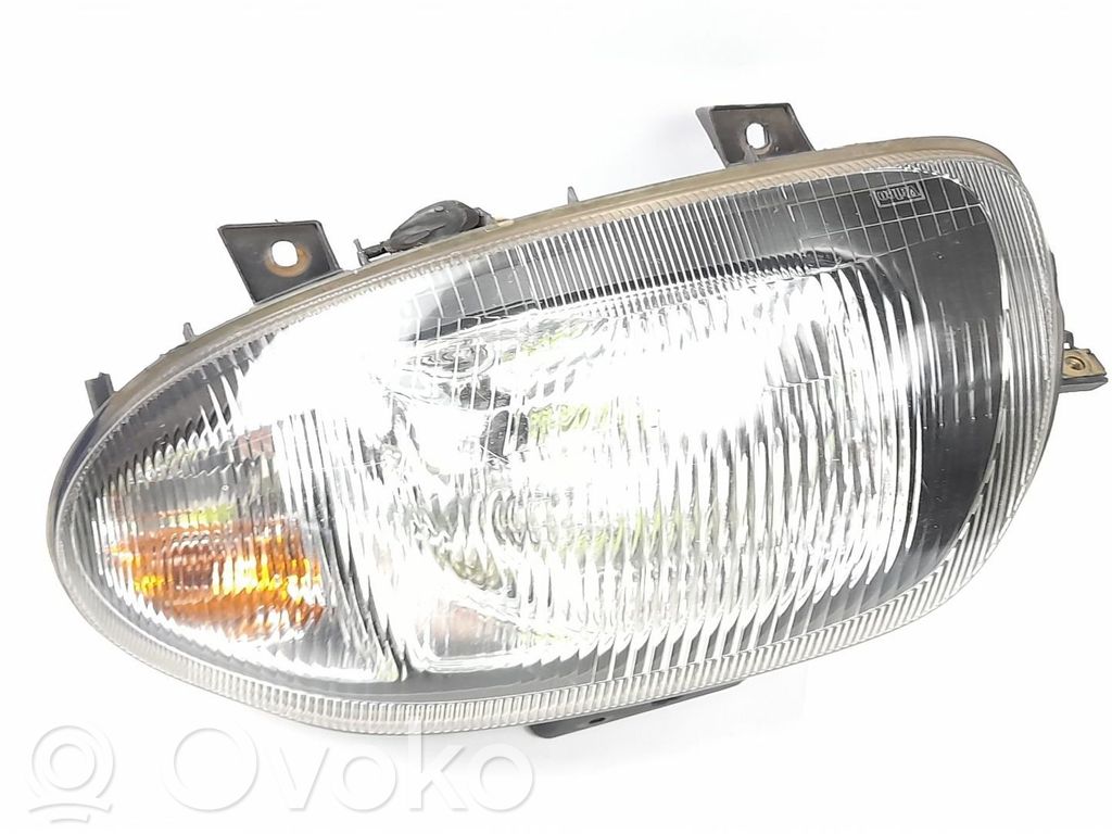 Renault Clio II Scheinwerfer 