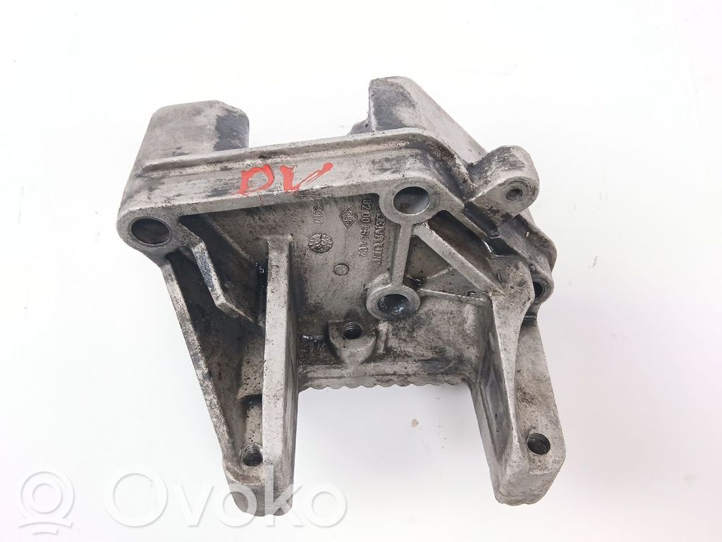 Engine mount bracket   8200454462
