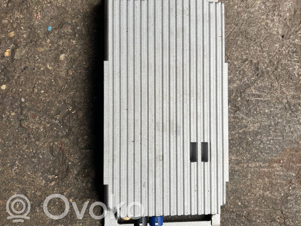 BMW X1 E84 Sound amplifier 