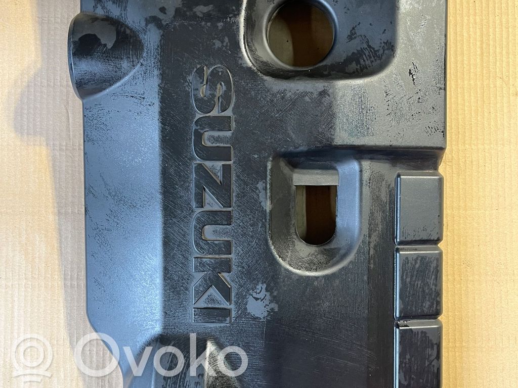 Suzuki Vitara (LY) Osłona górna silnika 