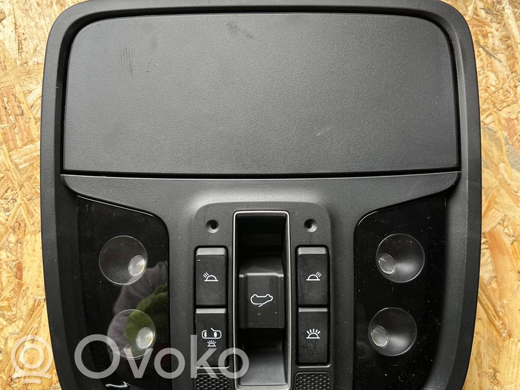 KIA Sorento IV Luz del asiento delantero 