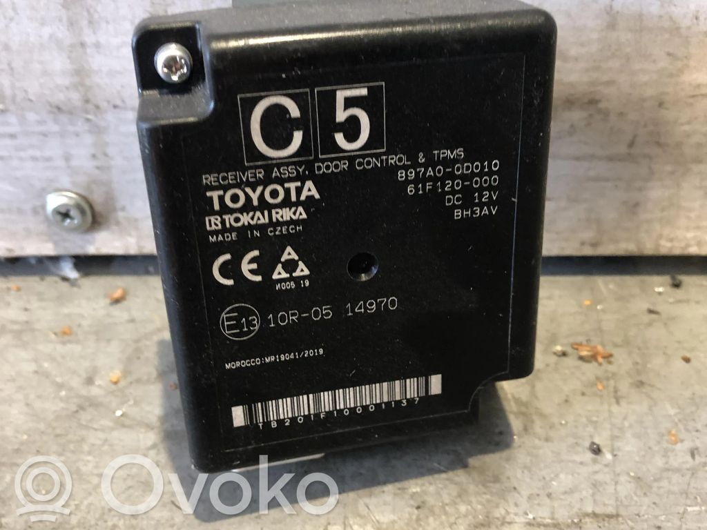 Toyota Yaris Cross Unité de commande module de porte 