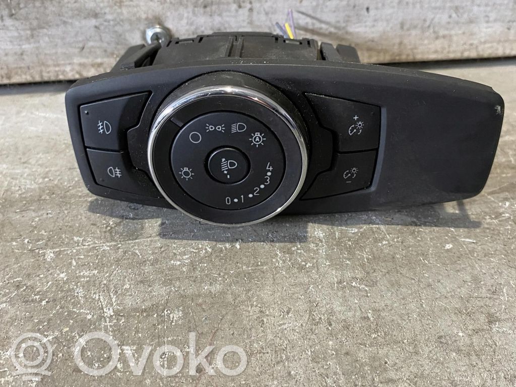 Sumuvalojen kytkin   E1GT13D061BEW