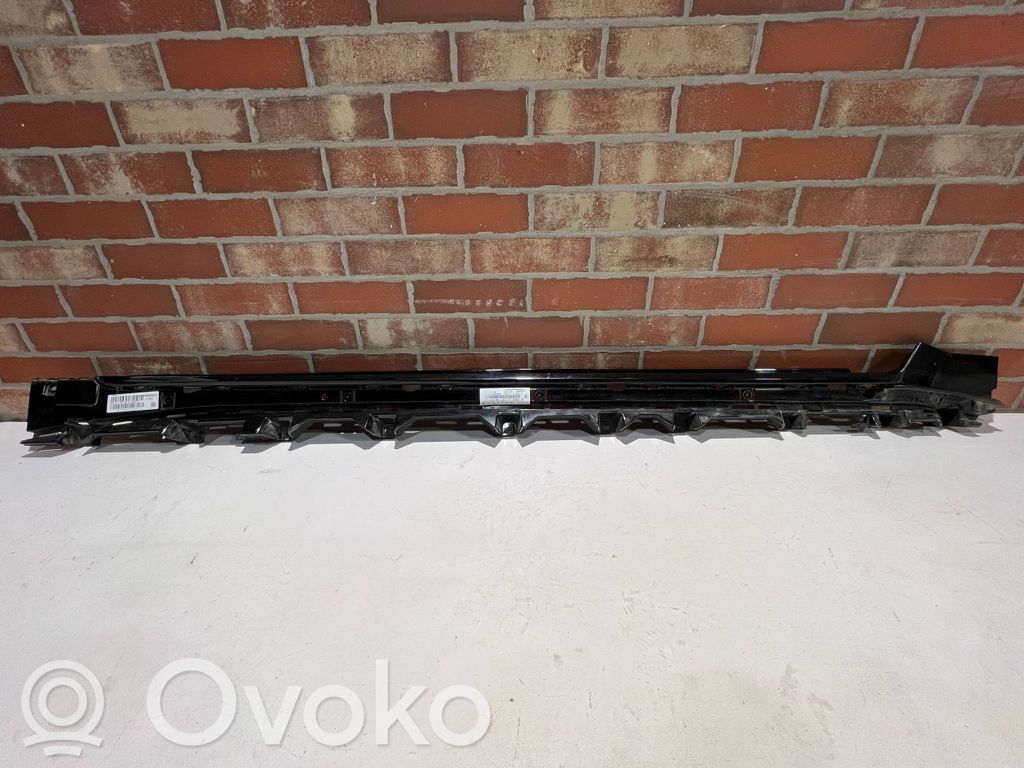 BMW i4 Sill supporting ledge 