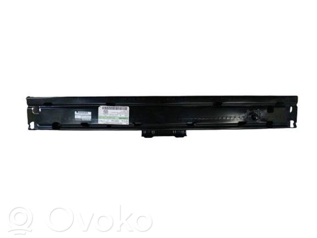 Nissan Note (E12) Front bumper cross member 