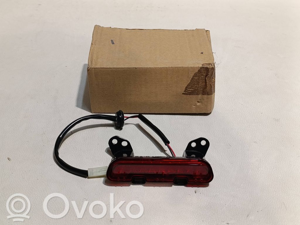 MG MG4 ev Third/center stoplight 