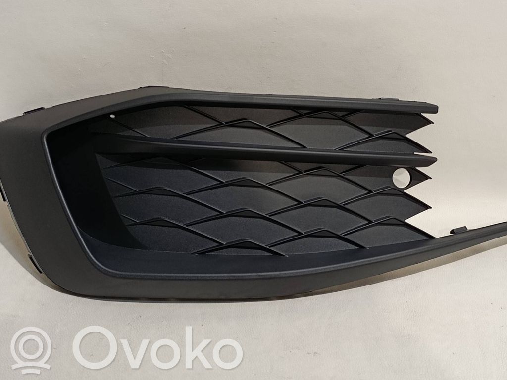 Seat Leon IV Rejilla inferior del parachoques delantero 
