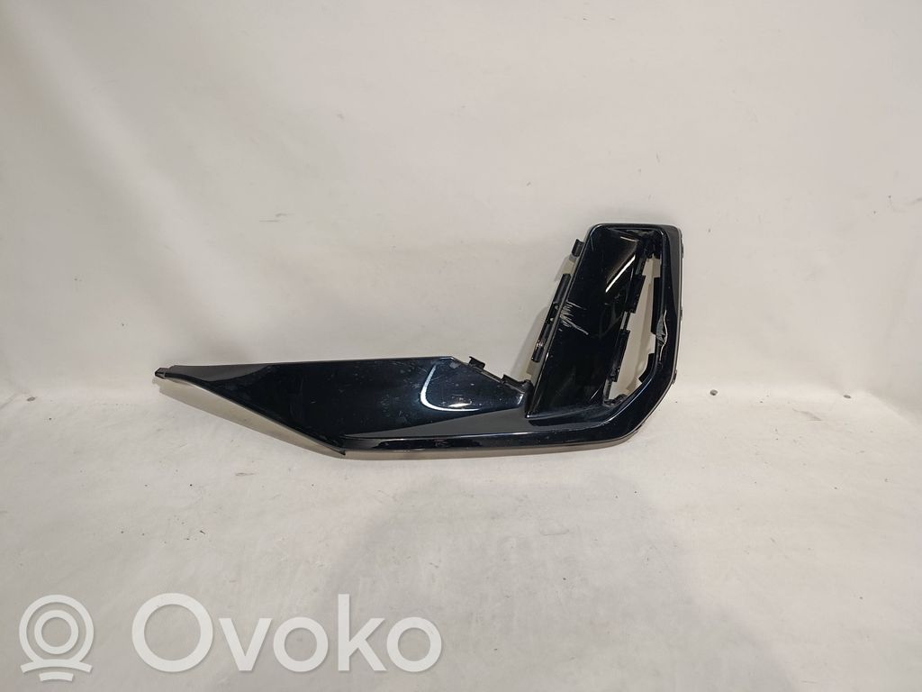 Audi Q6 e-tron Front bumper lower grill 