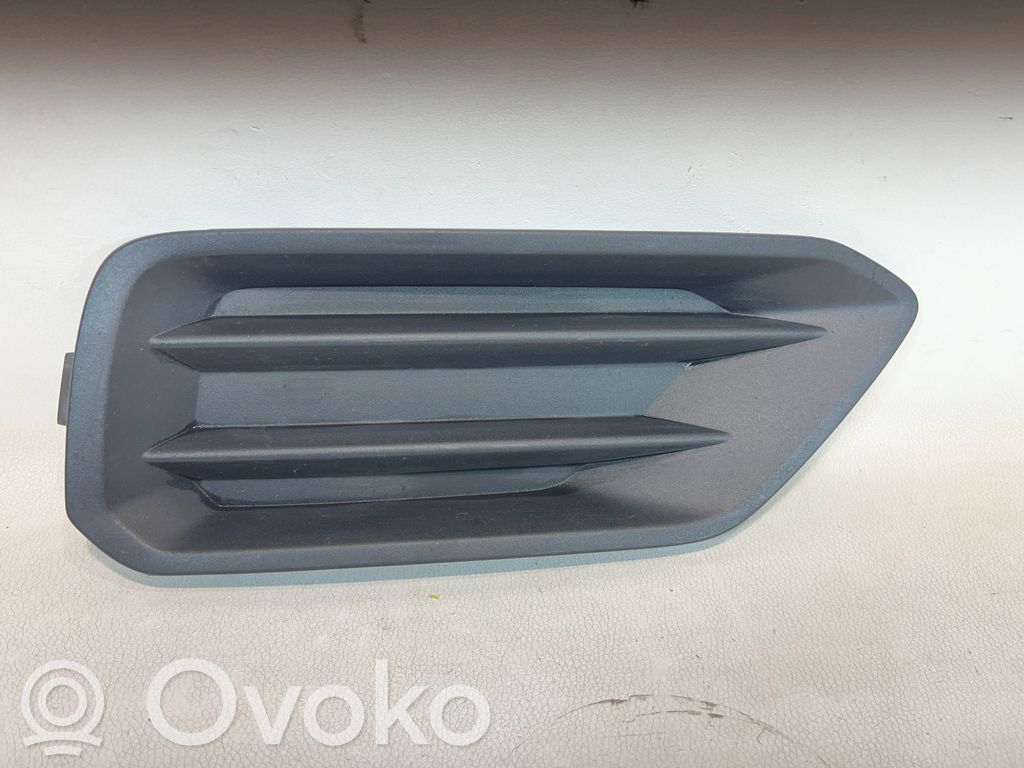Volvo XC40 Front bumper lower grill 