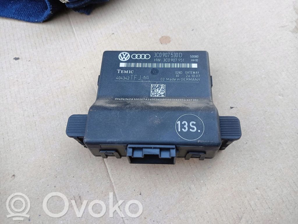 Volkswagen PASSAT B6 Gateway control module 