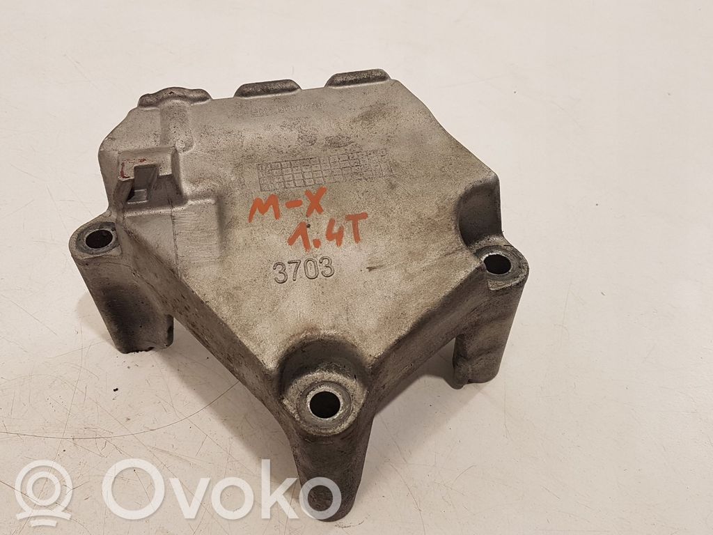 Engine mount bracket   95073703