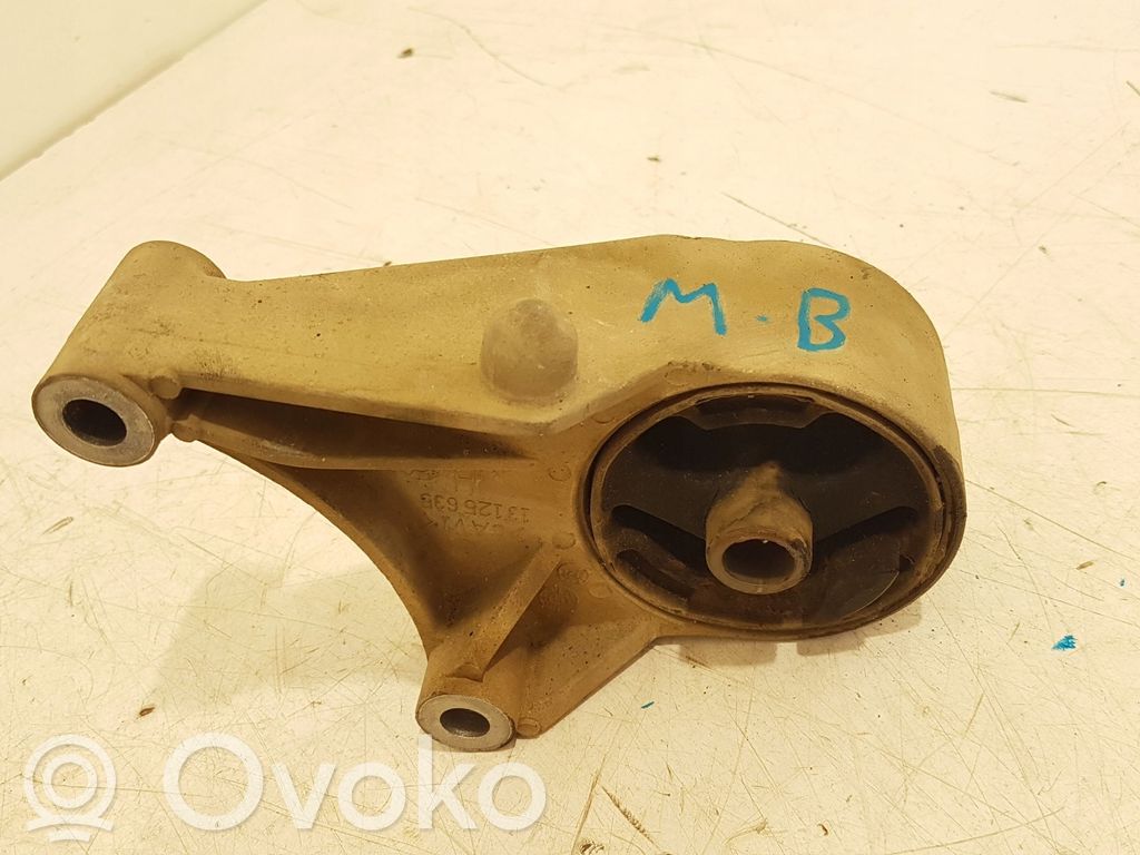 Opel Meriva B Engine mount bracket 