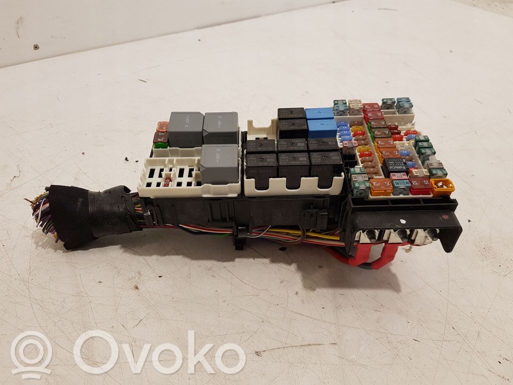 Módulo de fusible   GK2T14401CMB