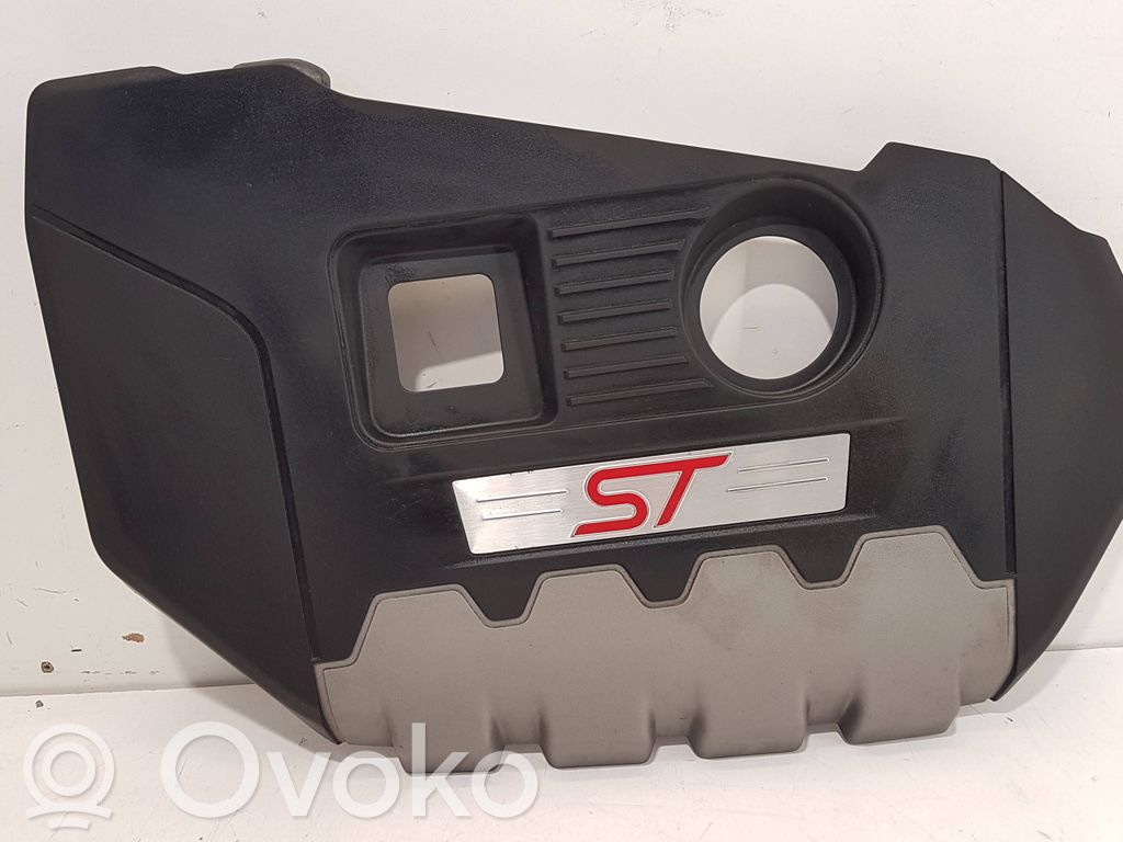 Ford Focus ST Engine cover (trim) 