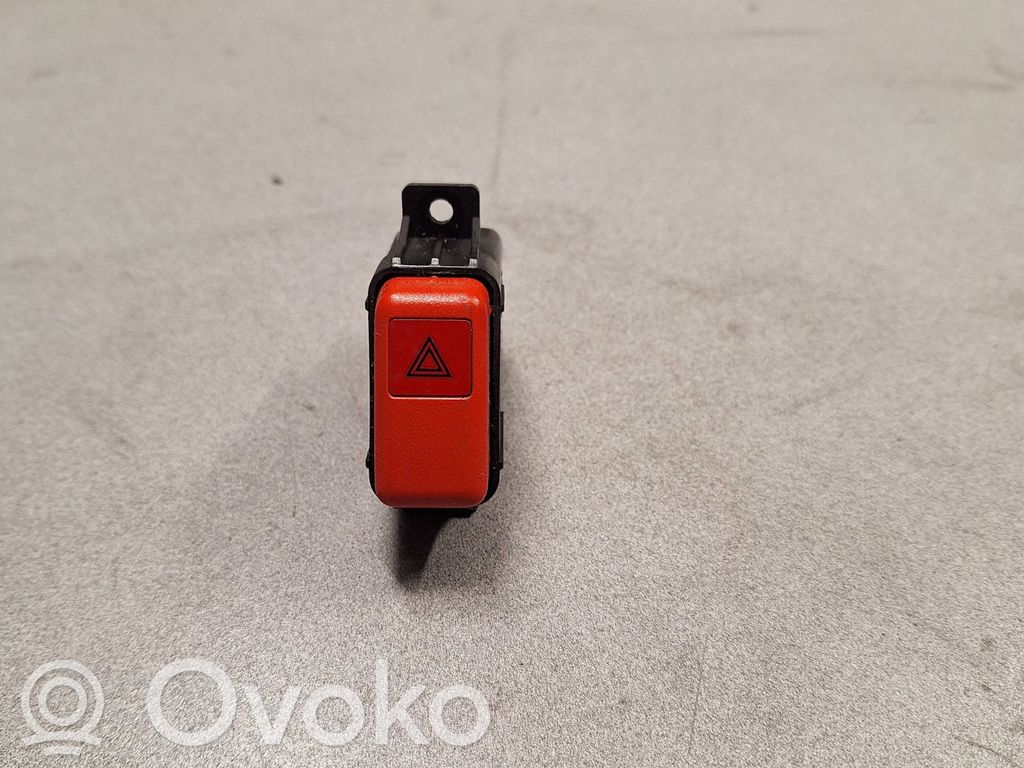 Honda CR-V Hazard light switch 