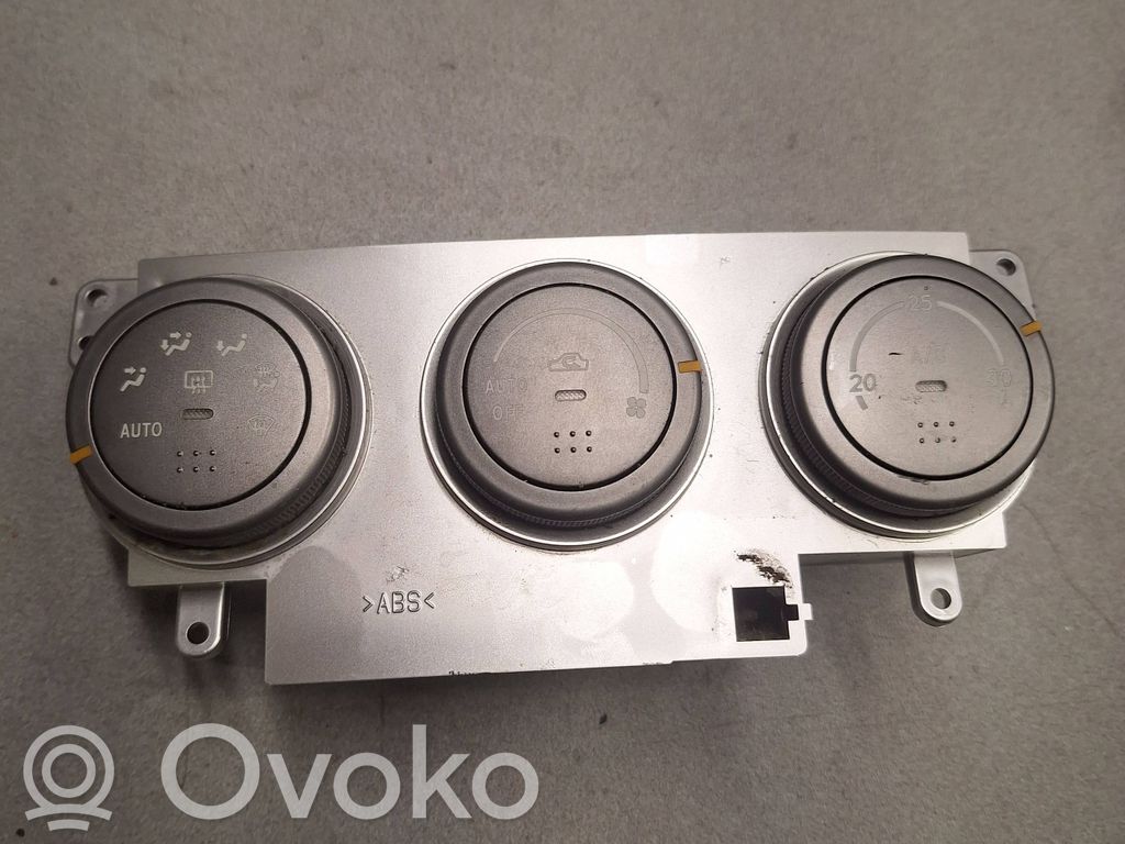 Subaru Impreza II Climate control unit 