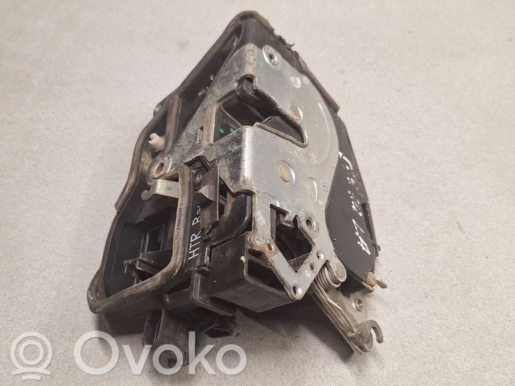 BMW 7 E65 E66 Takaoven lukko 