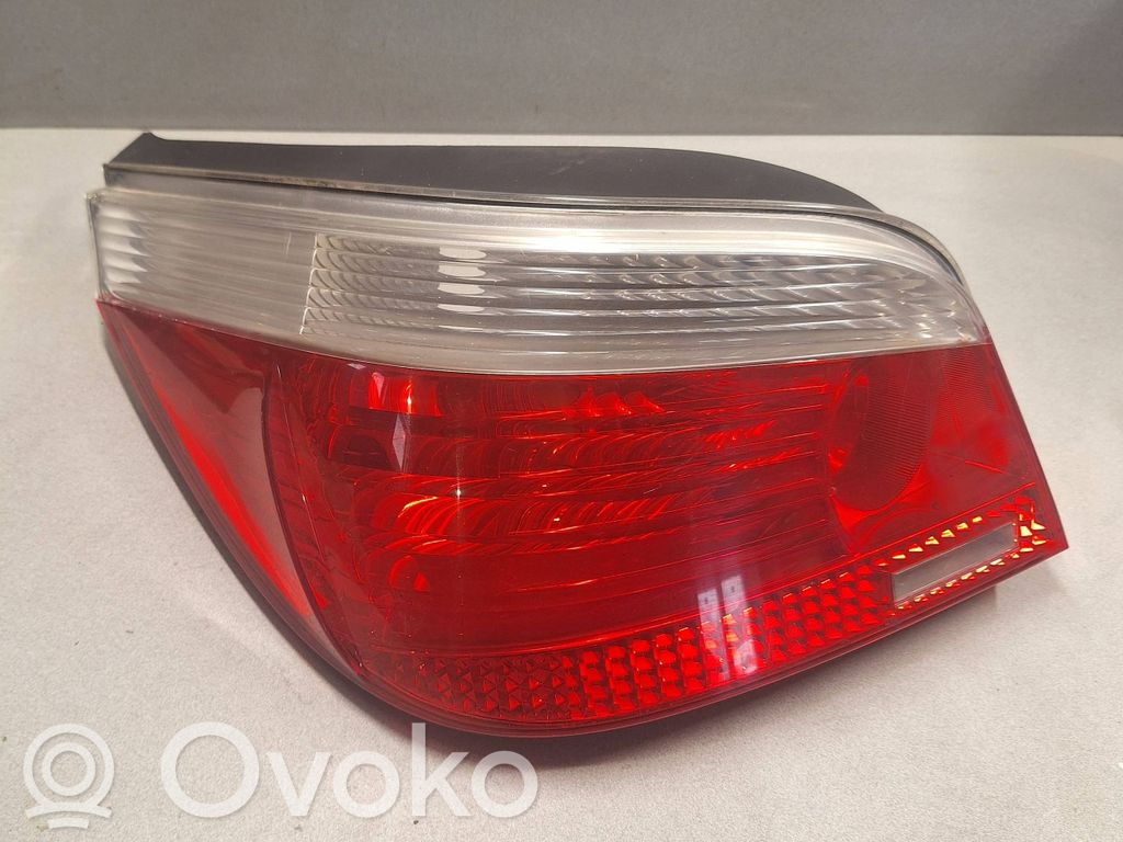 BMW 5 E60 E61 Galinis žibintas kėbule 