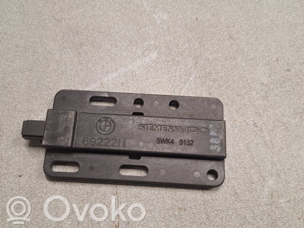 BMW X6 E71 Beraktės sistemos antena 